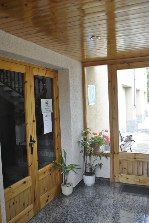 Hostal El Violi Cardona Luaran gambar