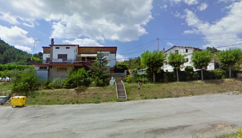 Hostal El Violi Cardona Luaran gambar